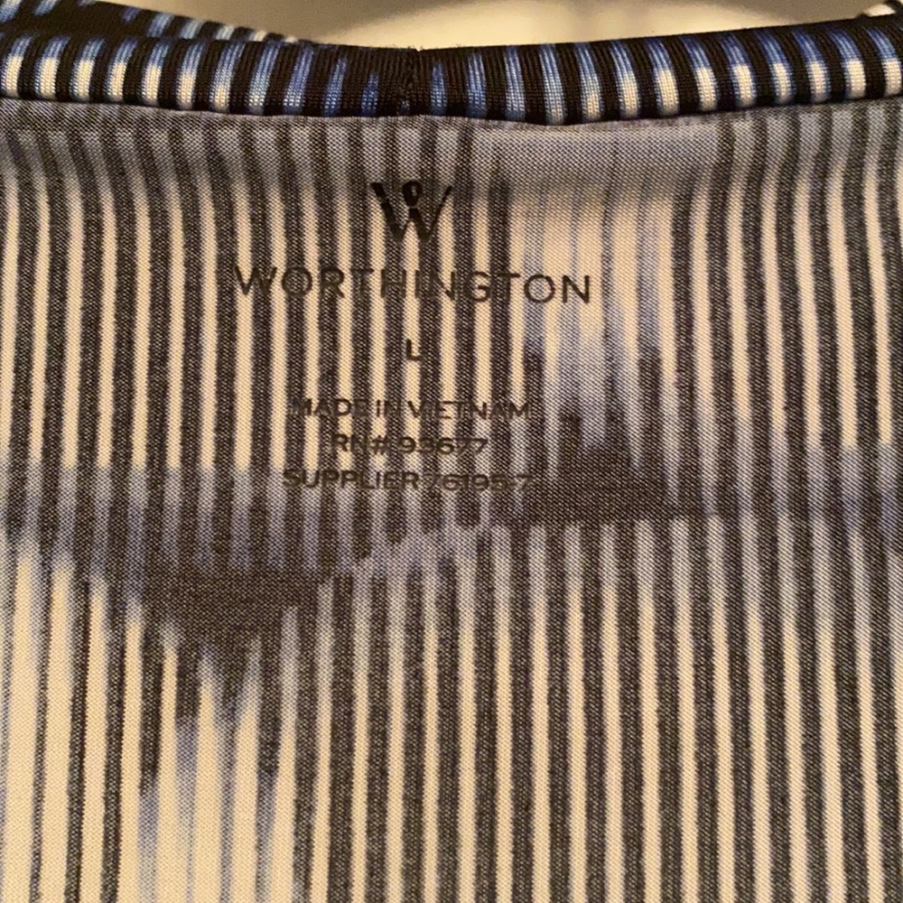 Blouse - Picture 2 of 2
